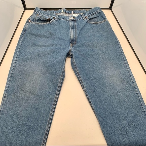 mens levi 550 relaxed fit jeans size 40X30 (See Pics For Measurements) - Picture 3 of 10